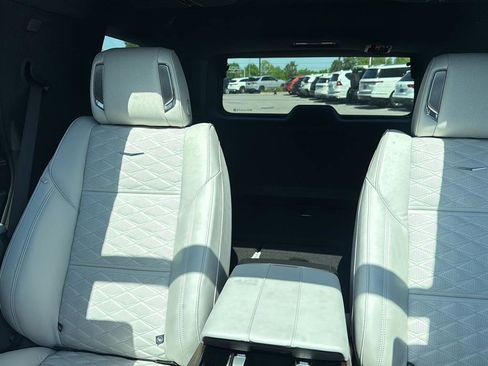 Used 2026 Cadillac Escalade Platinum Sport image 26