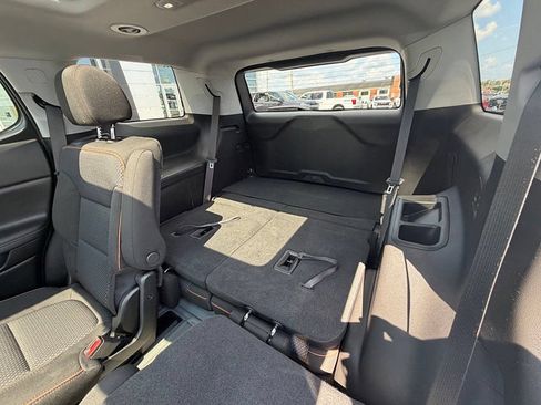 Certified 2023 GMC Acadia AT4 AWD/4WD image 16