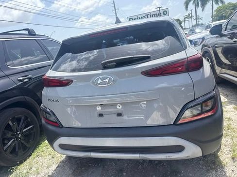 Used 2023 Hyundai Kona SE w/ Cargo Package FWD image 7