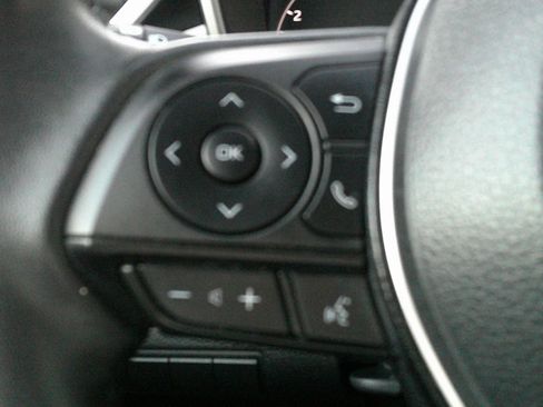 Used 2024 Toyota Corolla SE image 27