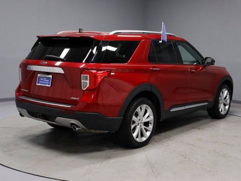 Certified 2022 Ford Explorer Platinum w/ Technology Package image 12