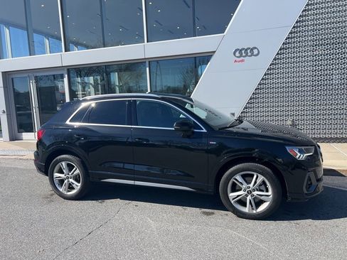Used 2023 Audi Q3 2.0T Premium w/ Convenience Package image 13