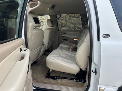 Used 2002 GMC Yukon XL 2500 SLT image 25