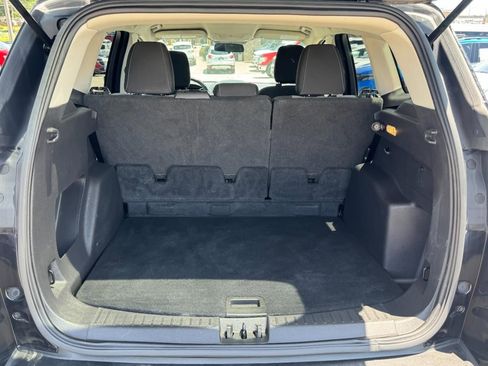 Used 2019 Ford Escape SE AWD/4WD image 6