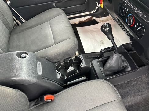 Used 2006 Jeep Wrangler X w/ Tire & Wheel Group (Ecco) image 20