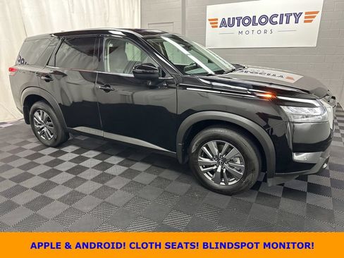 Used 2025 Nissan Pathfinder S AWD/4WD image 1