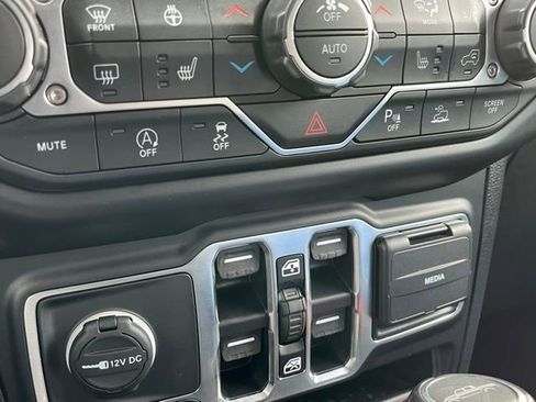 Used 2021 Jeep Gladiator Overland AWD/4WD image 43