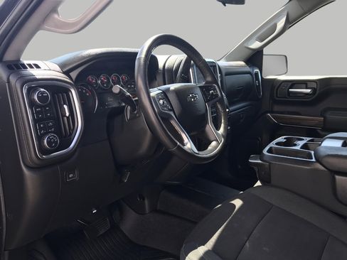 Certified 2022 Chevrolet Silverado 1500 RST AWD/4WD image 9