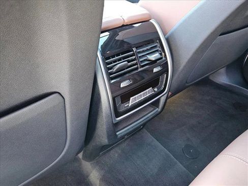 Used 2019 BMW X5 xDrive40i w/ Convenience Package image 18