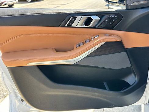 Certified 2024 BMW X7 xDrive40i w/ Executive Package image 13