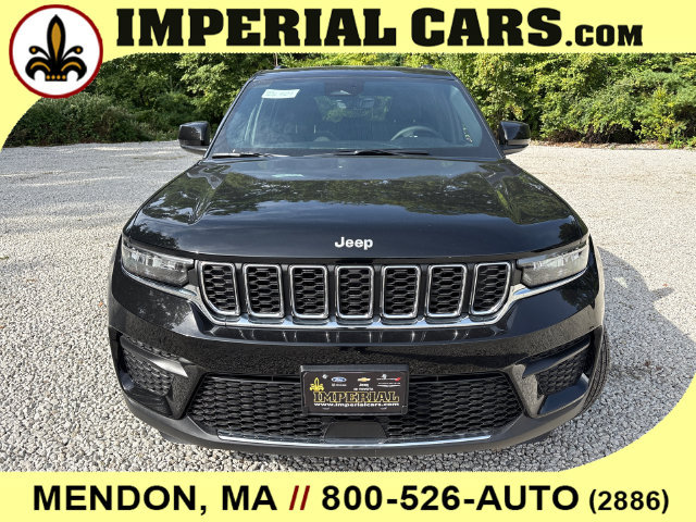 New 2026 Jeep Grand Cherokee Laredo AWD/4WD image 4
