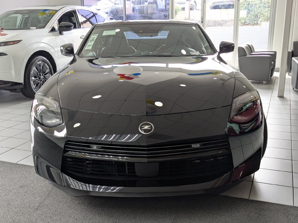 New 2027 Nissan Z Performance RWD image 3