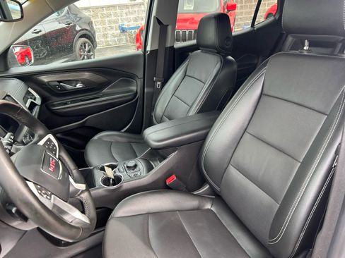Used 2023 GMC Terrain SLT w/ Tech Package AWD/4WD image 13