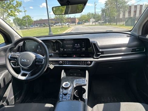 Certified 2023 Kia Sportage LX AWD/4WD image 3