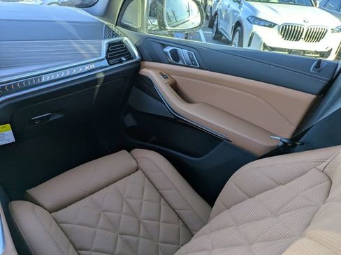 New 2026 BMW X5 xDrive40i w/ M Sport Package image 19