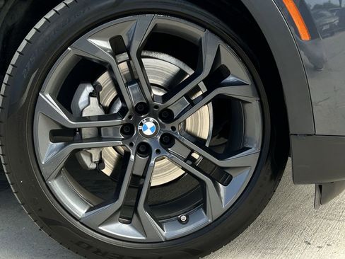 Used 2020 BMW X6 sDrive40i w/ Convenience Package image 11