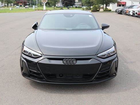 Used 2023 Audi RS e-tron GT w/ Carbon Performance Package AWD/4WD image 2