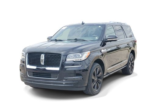 Used 2024 Lincoln Navigator Reserve image 3