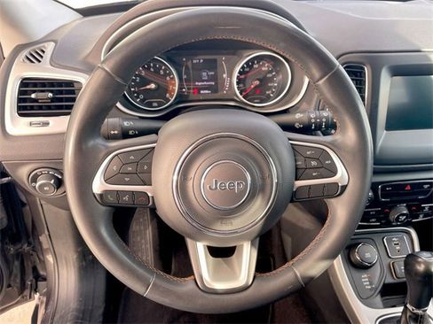 Used 2021 Jeep Compass Latitude image 14