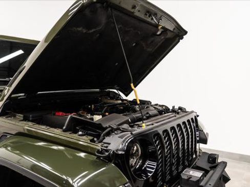 Used 2022 Jeep Gladiator Sport image 37