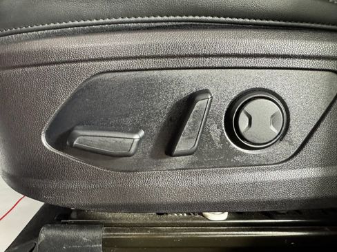 Used 2022 Kia Sorento SX AWD/4WD image 36