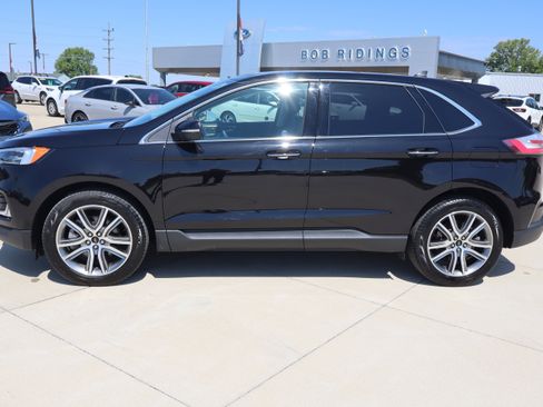 Used 2024 Ford Edge Titanium w/ Equipment Group 301A AWD/4WD image 9