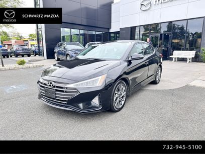 Used 2019 Hyundai Elantra Limited w/ Cargo Package