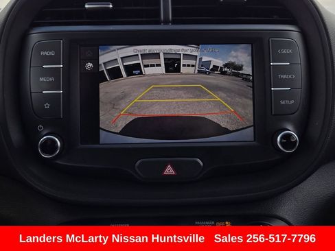 Used 2024 Kia Soul LX w/ Option Group 015 FWD image 19