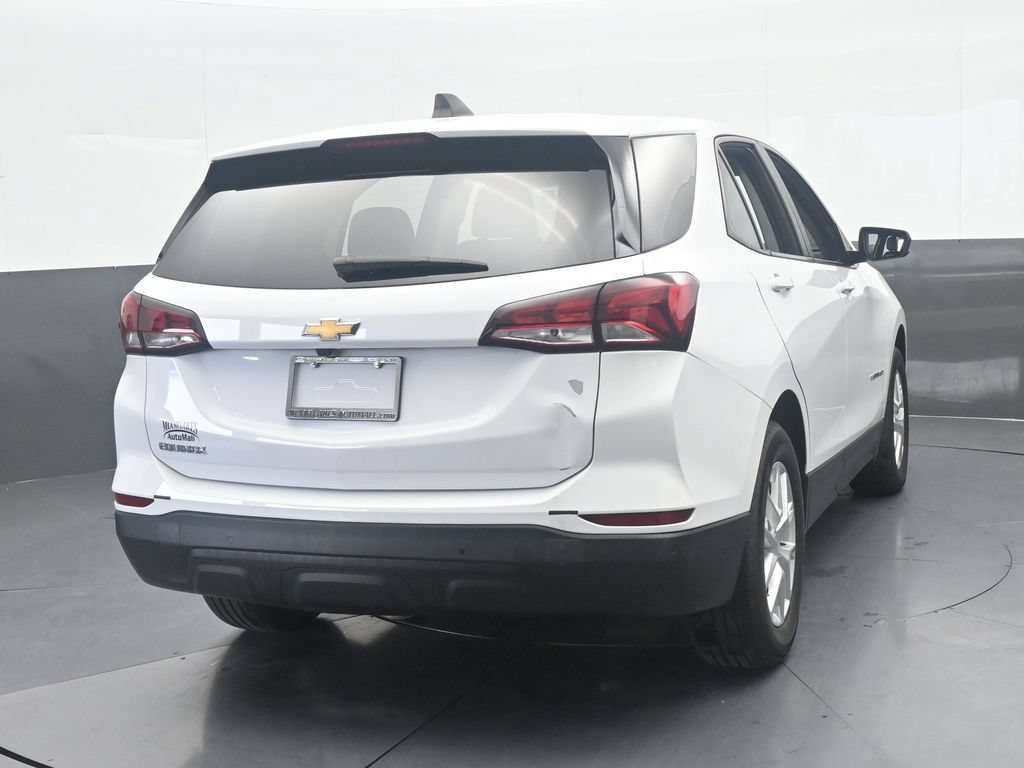 Used 2024 Chevrolet Equinox LS w/ LS Convenience Package FWD image 5