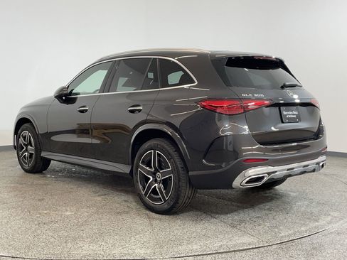 Certified 2025 Mercedes-Benz GLC 300 image 3