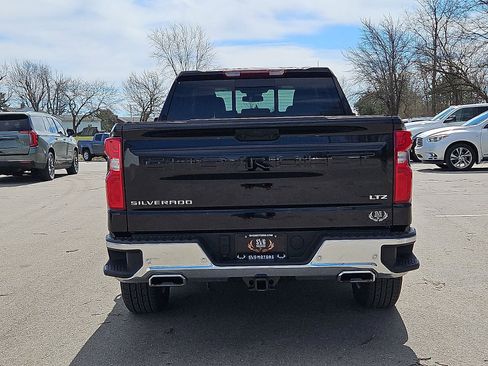 Used 2025 Chevrolet Silverado 1500 LTZ w/ LTZ Convenience Package II AWD/4WD image 23