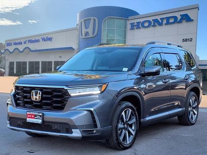Certified 2025 Honda Pilot Touring