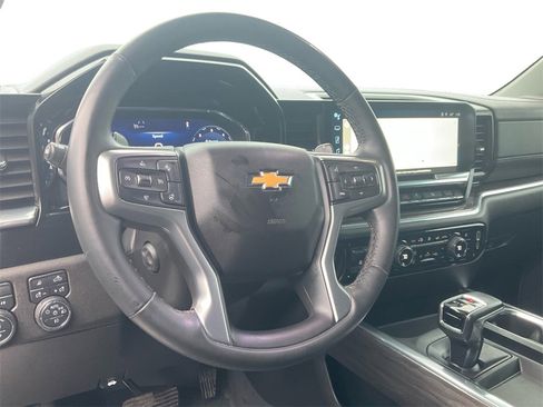 Used 2024 Chevrolet Silverado 1500 LTZ image 16