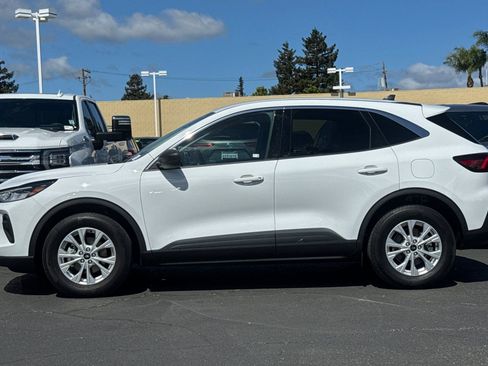 Used 2023 Ford Escape Active AWD/4WD image 8