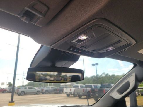 Used 2024 GMC Sierra 2500 Pro w/ Convenience Package image 23