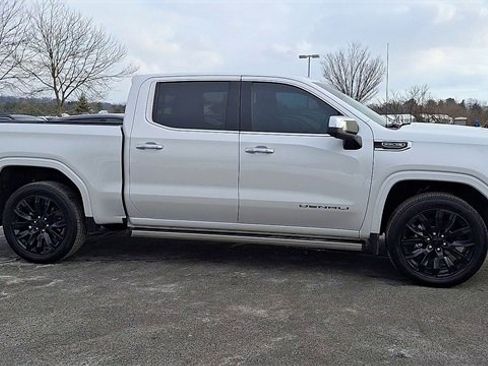 Certified 2025 GMC Sierra 1500 Denali w/ Denali Reserve Package image 9