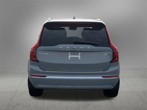 New 2026 Volvo XC90 B6 Plus w/ Protection Package Premier image 5