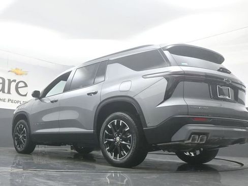 New 2026 Chevrolet Traverse LT w/ Enhanced Driving Package FWD image 5