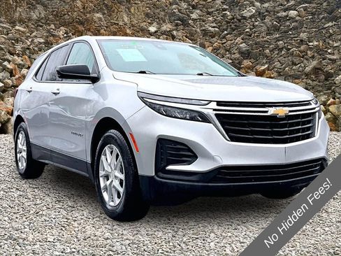 Used 2022 Chevrolet Equinox LS FWD image 8