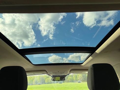 Used 2016 Ford Escape SE w/ SE Cold Weather Package AWD/4WD image 11