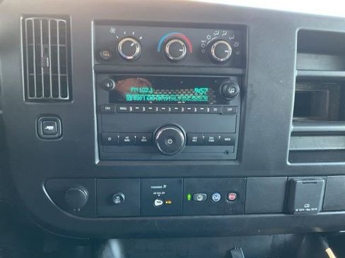 Certified 2024 GMC Savana 2500 Work Van 3D Cargo Van w/ Driver Convenience Package image 13