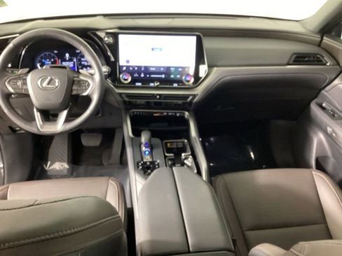 Used 2026 Lexus TX 350 AWD w/ Technology Package image 39