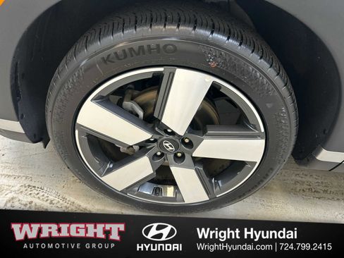 Certified 2026 Hyundai Santa Fe Limited AWD/4WD image 8