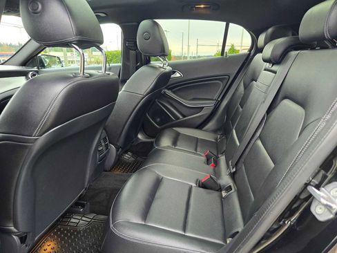 Used 2019 Mercedes-Benz GLA 250 4MATIC image 17