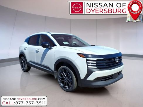 New 2026 Nissan Kicks SR w/ SR Premium Package FWD image 1