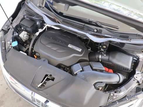 Used 2018 Honda Odyssey Elite image 38