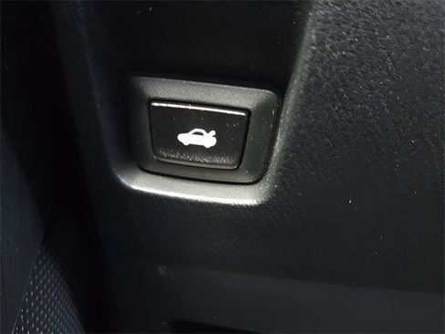 Used 2017 Toyota Yaris iA image 15