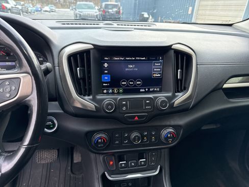 Used 2019 GMC Terrain Denali w/ Advanced Safety Package image 14