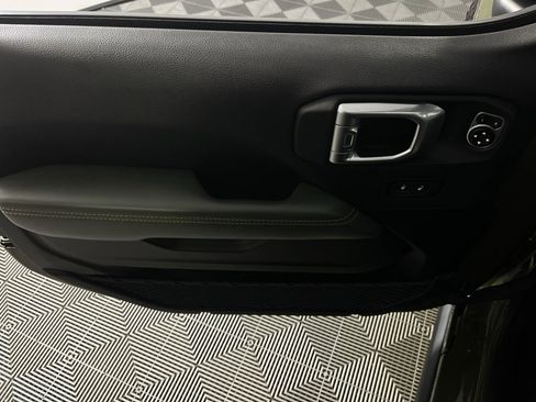 Certified 2024 Jeep Wrangler High Altitude image 27