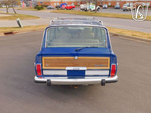 Used 1989 Jeep Grand Wagoneer image 22